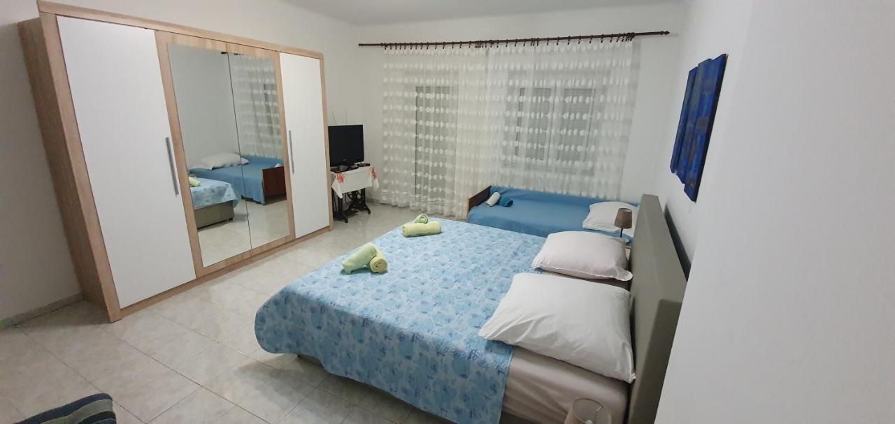 Apartment Noa Crikvenica Buitenkant foto